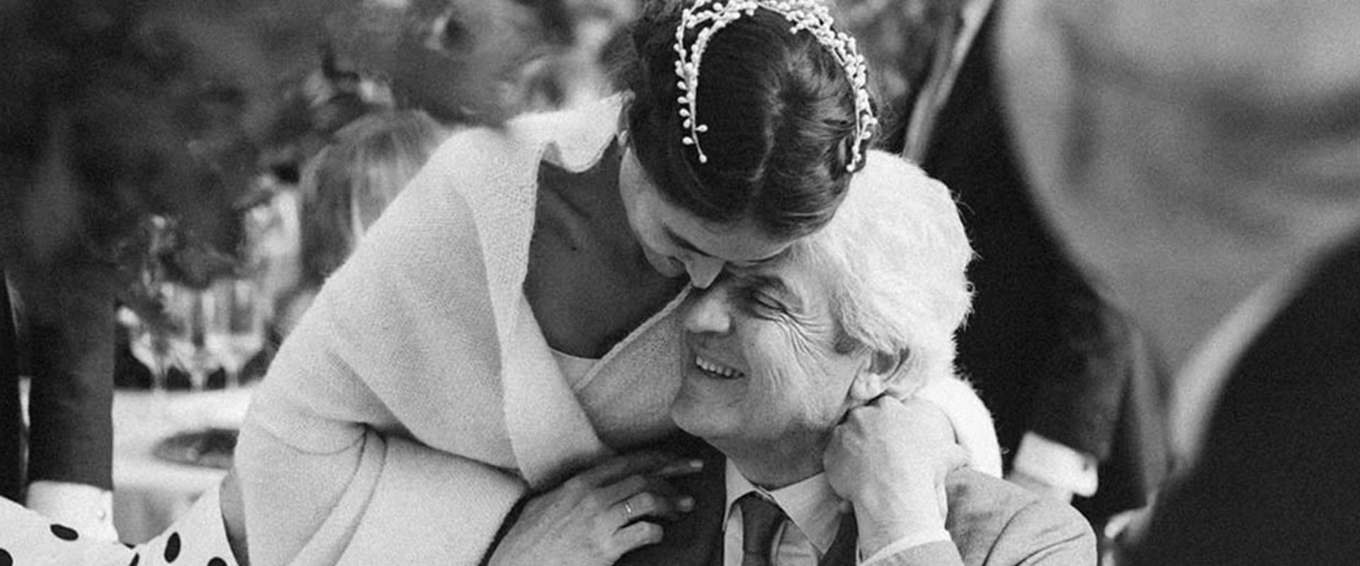 Capturando la belleza de la fotografía de bodas en blanco y negro